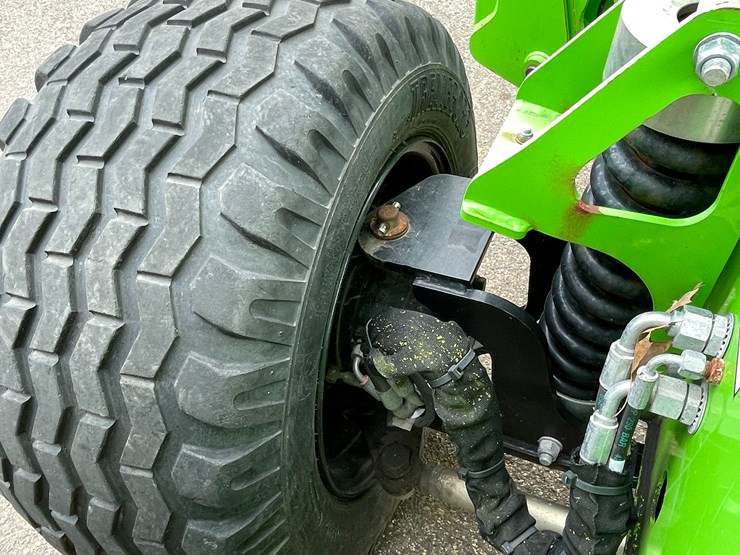 #4221-•-nifty-sd64-4x4x4-telescopic-boom-lift-image-15