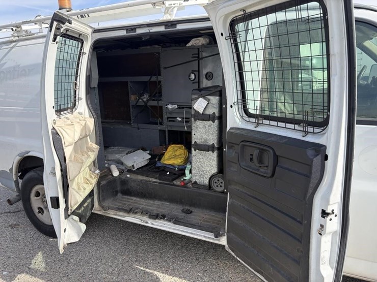 2007-chevrolet-2500-image-10