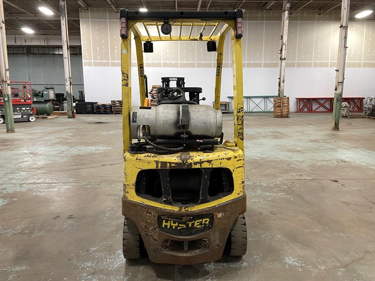 #173-•-2018-hyster-fortis-30-propane-forklift-image-7