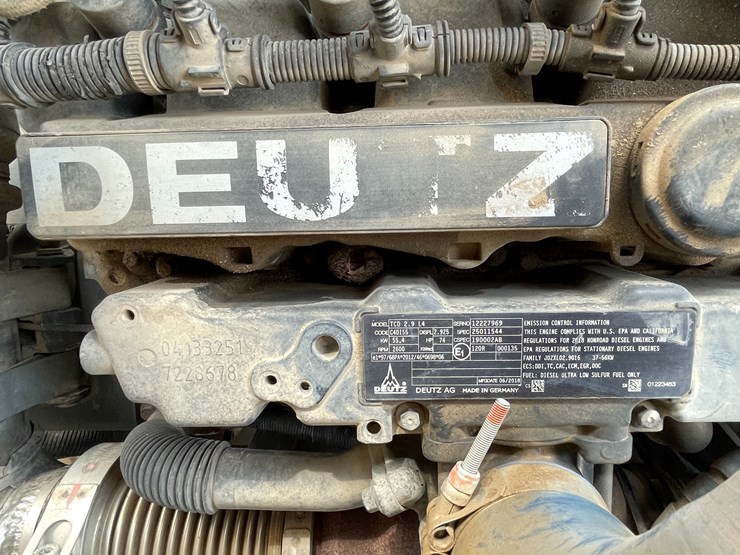 #129-•-2018-skyjack-sj843-telehandler-image-33