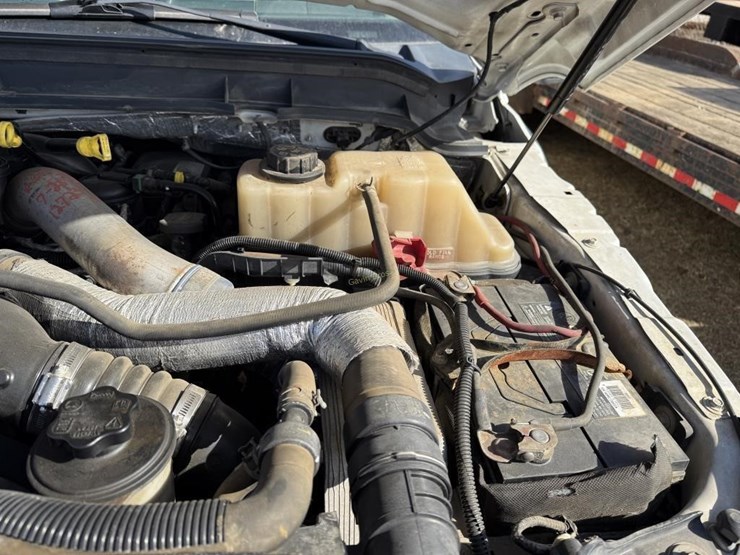 2012-ford-f550-image-16