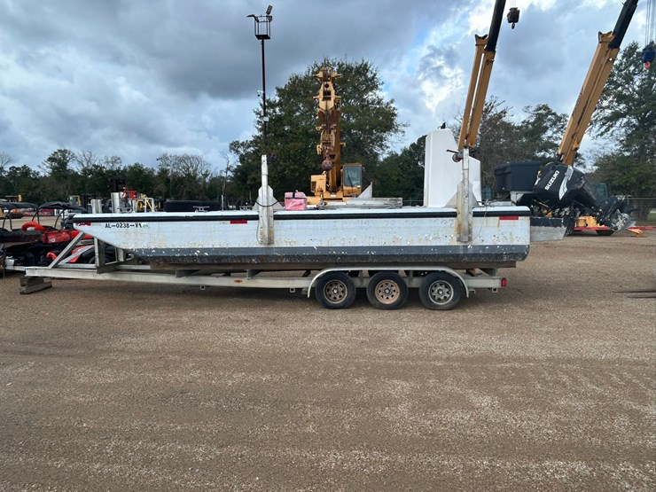 #1416-•-21-foot-cat-work-boat-|-no-title-image-2