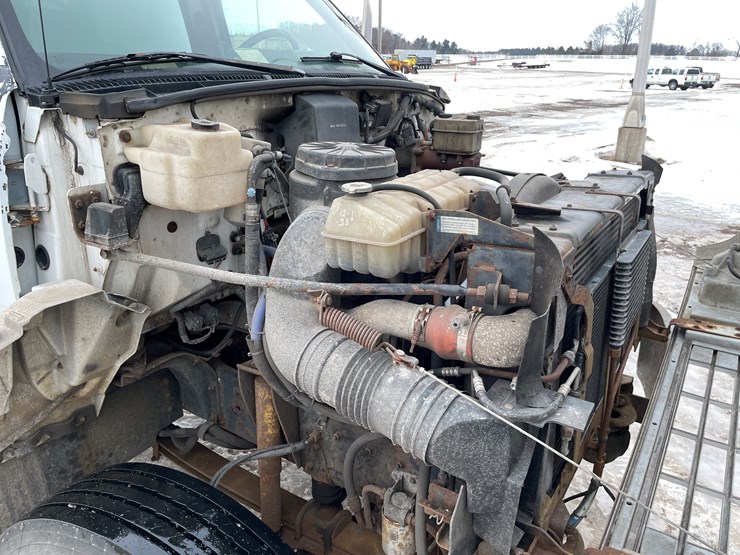 2001-caterpillar-3126-image-11