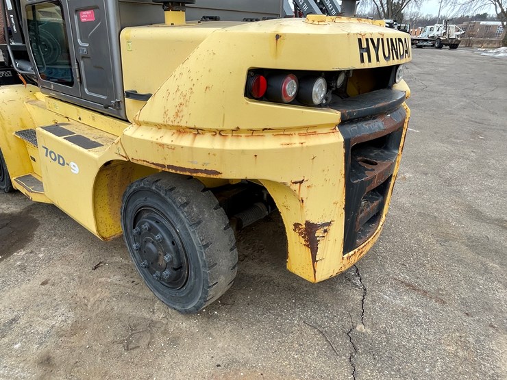 2016-hyundai-70d-9-image-17