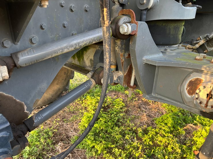 2012-ag-chem-rg1100-image-15