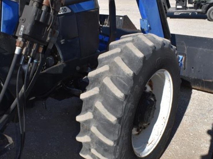 new-holland-820tl-image-7