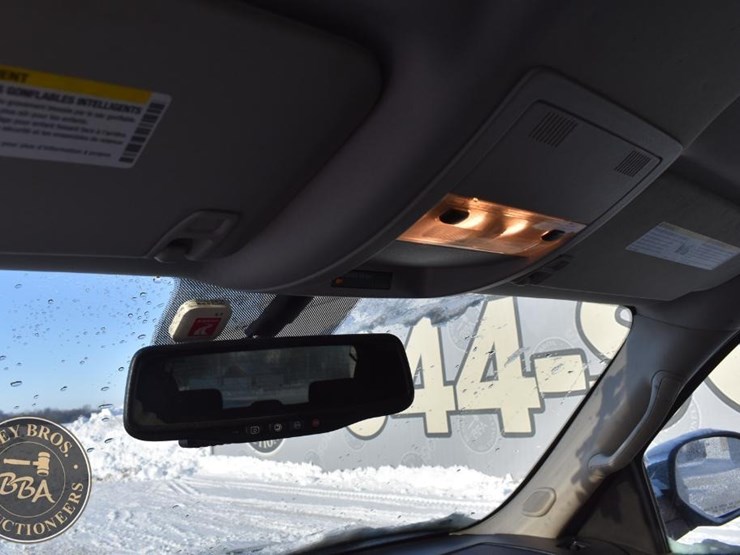 2013-chevrolet-tahoe-ls-image-28