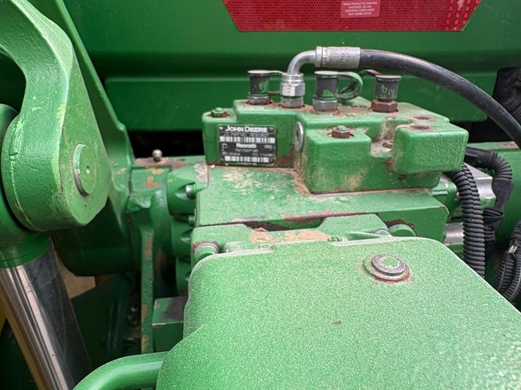 2019-john-deere-r-image-26