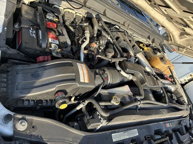 2011-ford-f550-image-7