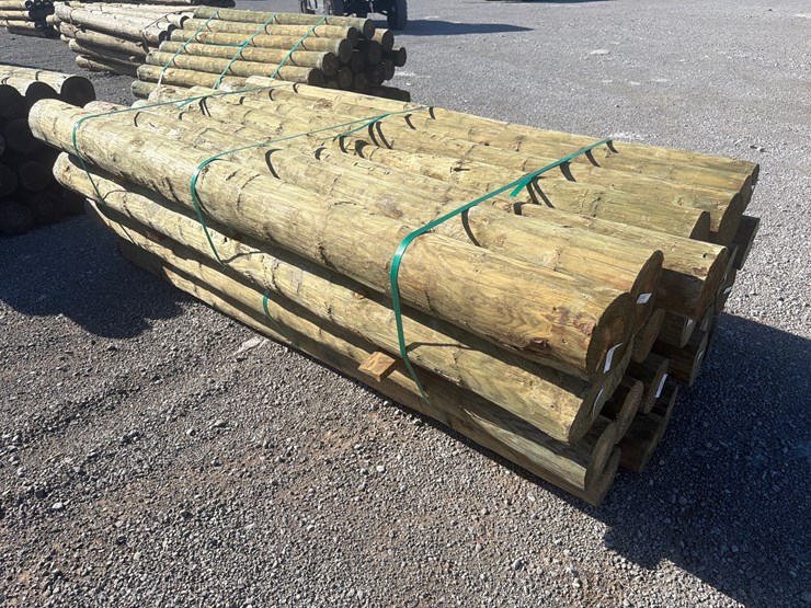 #23649-•-bundle-of-(28)-wooden-posts-image-3
