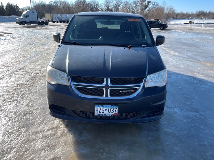 2013-dodge-grand-caravan-image-6