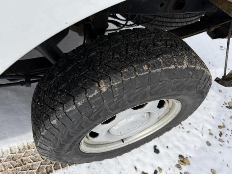 2012-ford-f150-image-16