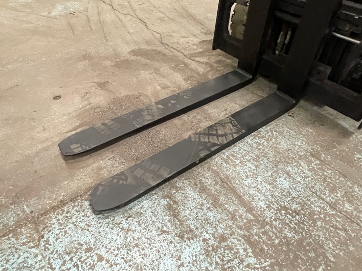 #171-•-2016-toyota-electric-forklift-image-10