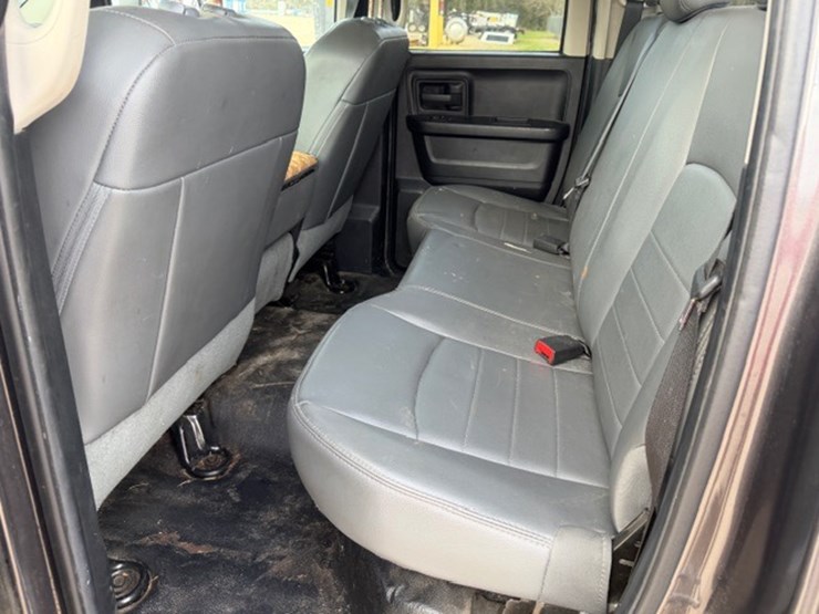 2014-dodge-ram-1500-image-26