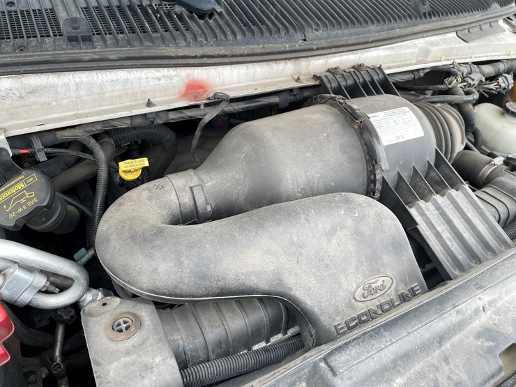 2014-ford-e450-image-14