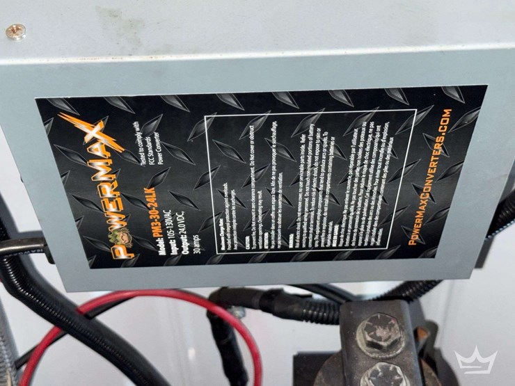 2012-ford-e350-image-41