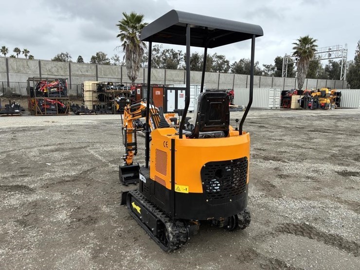 2026-vicsec-v15-hydraulic-excavator-image-4