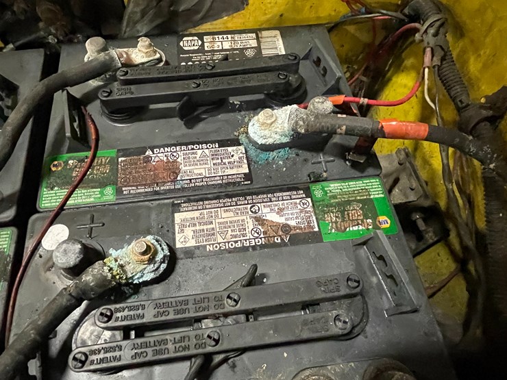 #192-•-textron-e-z-go-electric-warehouse-vehicle-image-23