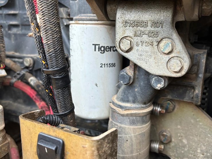 2022-tigercat-610e-image-78