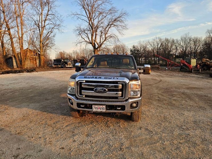 2011-ford-f250-lariat-image-3