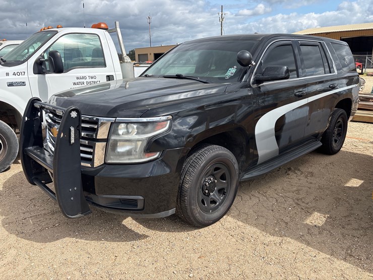 2019-chevrolet-tahoe-image-1