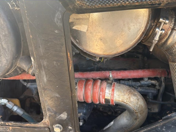 2022-tigercat-610e-image-71