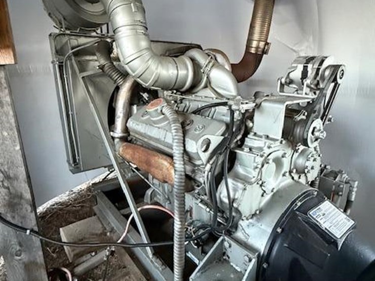 #139-•-425/450-v8-detroit-diesel-92-series-power-unit-image-9