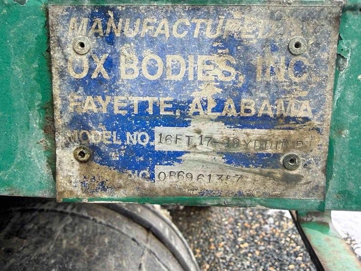 1997-mack-rd688s-image-6