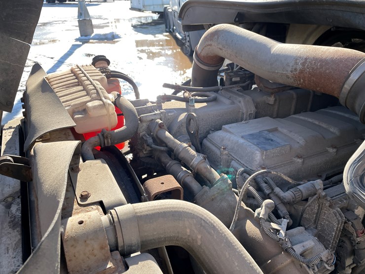 2012-international-prostar-image-8