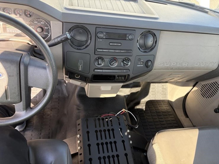 2008-ford-f250-image-12