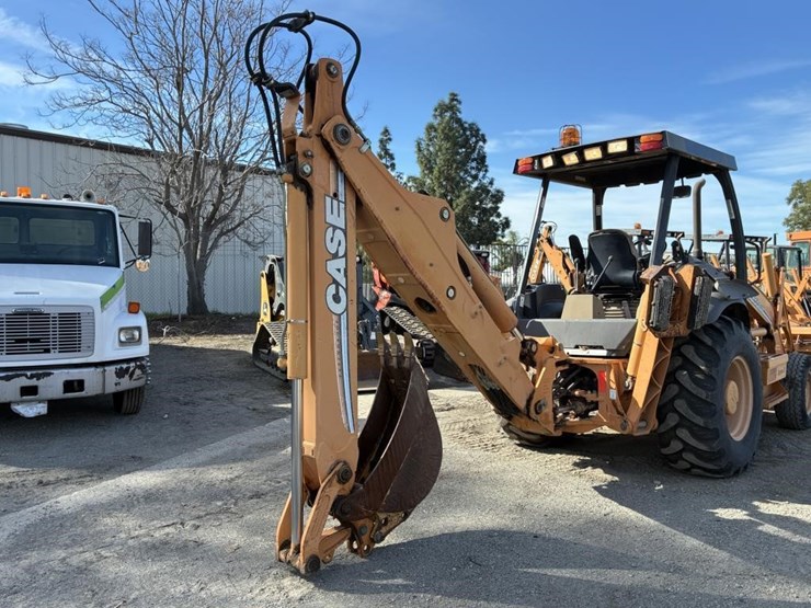 2007-case-580sm-image-13