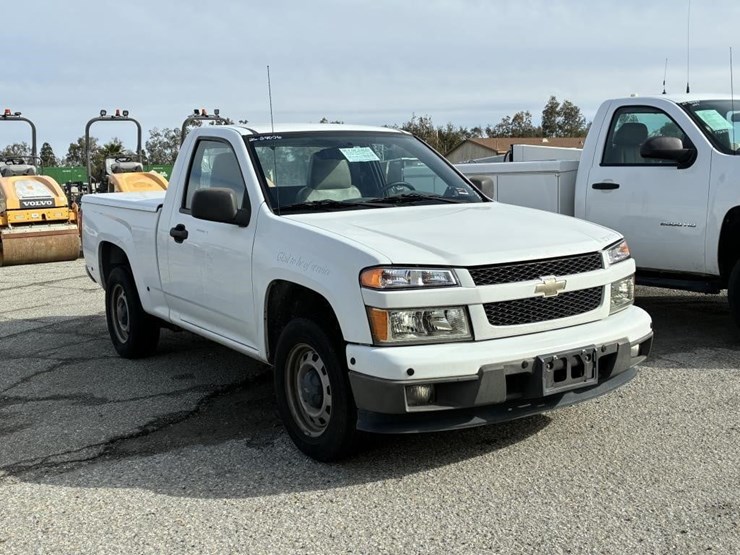 2011-chevrolet-colorado-image-2