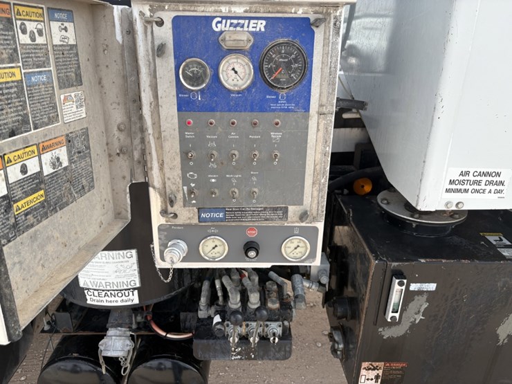 2018-kenworth-t880-image-9