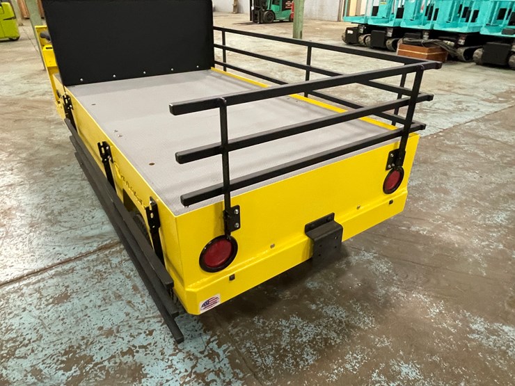 #187-•-columbia-payloader-electric-utility-vehicle-(new-old-stock-2022)-image-19