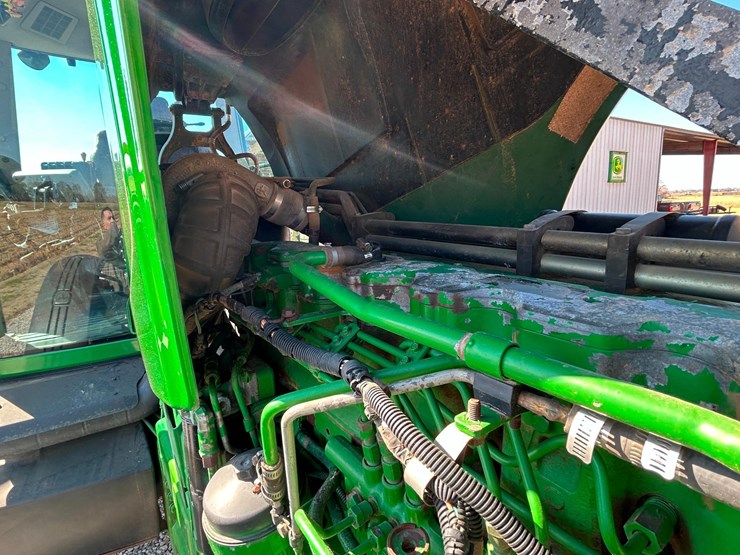 2004-john-deere-8320-image-42