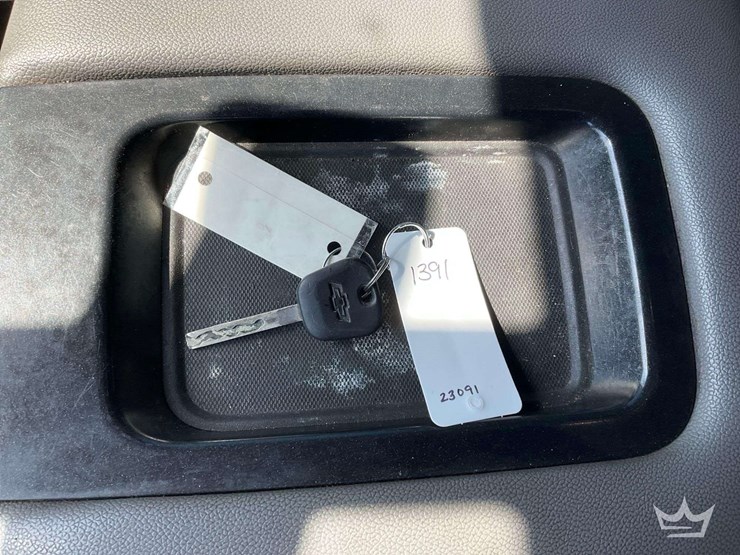 2016-chevrolet-silverado-1500-image-41