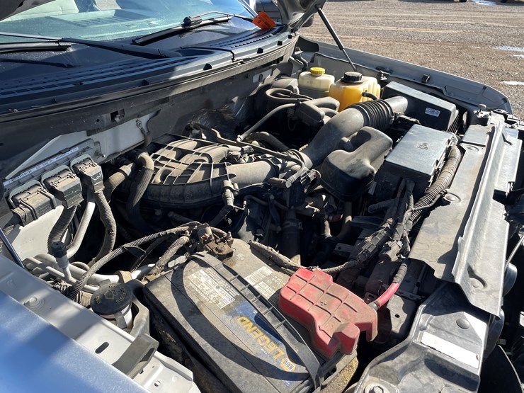 2014-ford-f150-xl-image-15