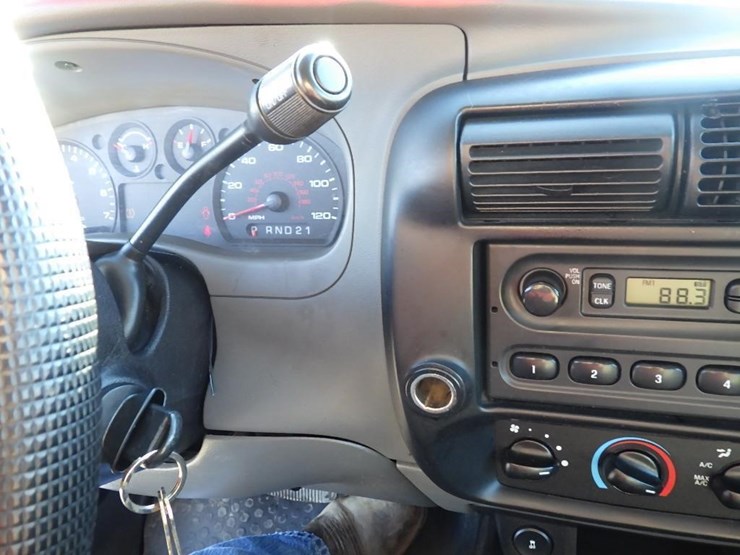 2011-ford-ranger-image-28