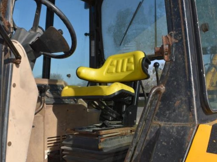 john-deere-310d-image-16