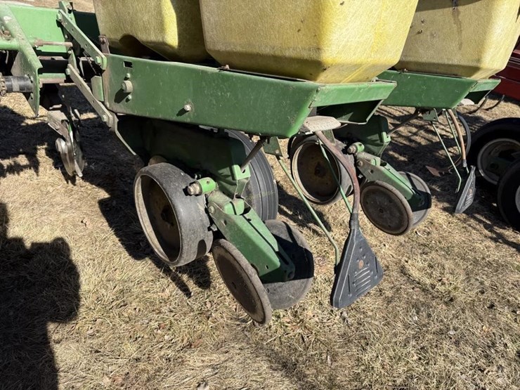 john-deere-7000-image-7