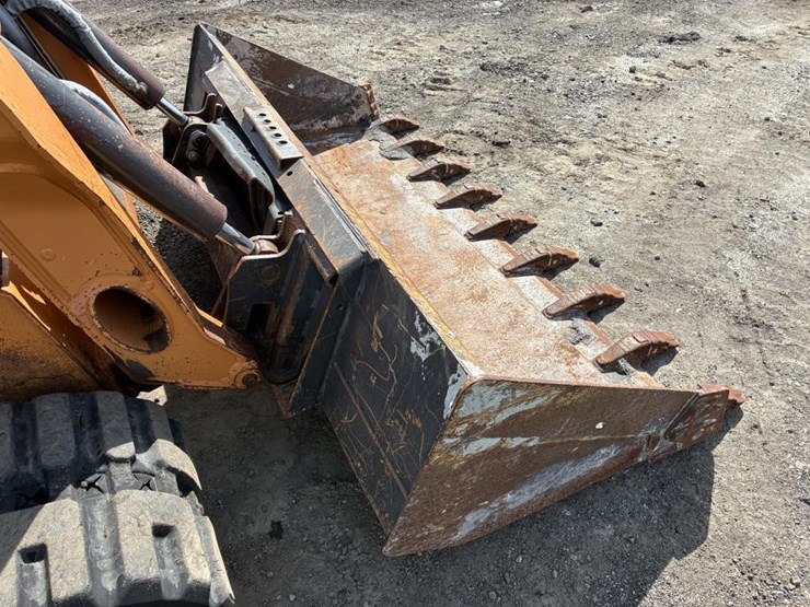 2019-case-tv370-image-8