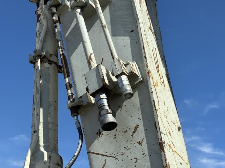 2017-takeuchi-tb2150-image-8