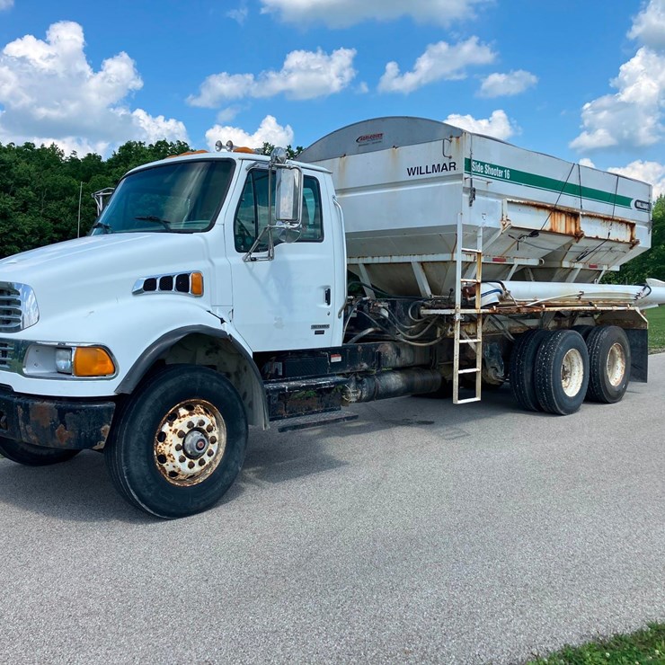 2005 STERLING ACTERRA