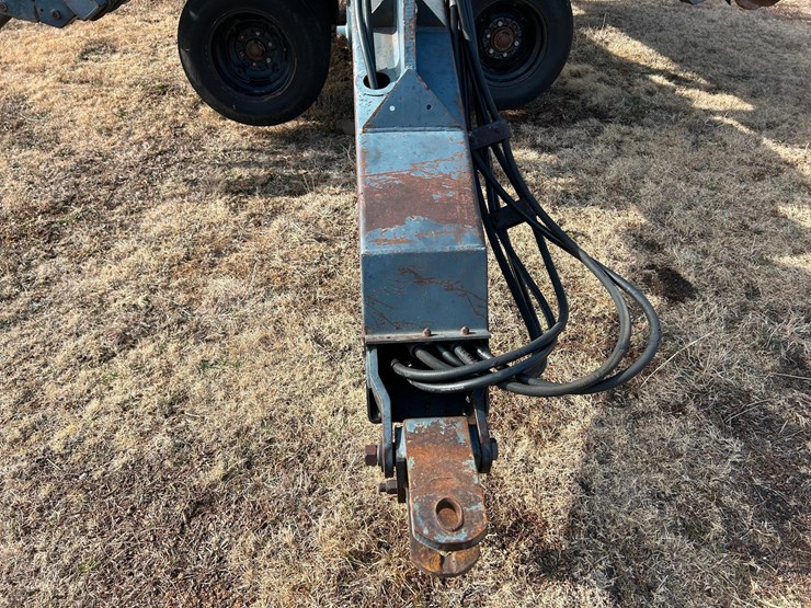 crusterbuster-4000-grain-drill-image-18