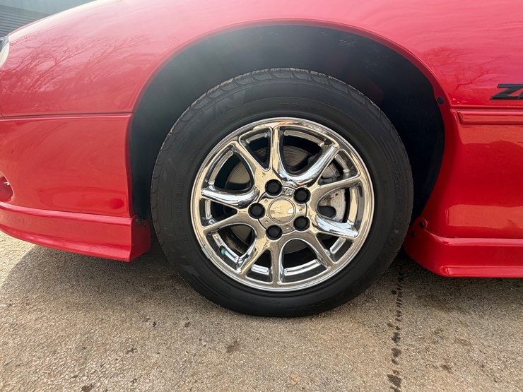 #30933-•-2002-chevrolet-camaro-z28-2-door-convertible-image-8