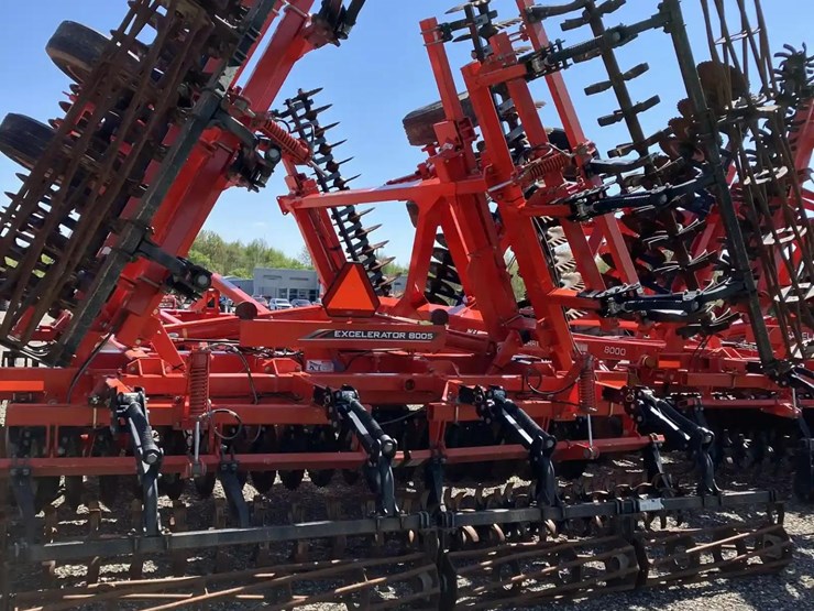 2019-krause-8005-30-excelerator---high-speed-vertical-tillage---30-ft-working-width-image-4
