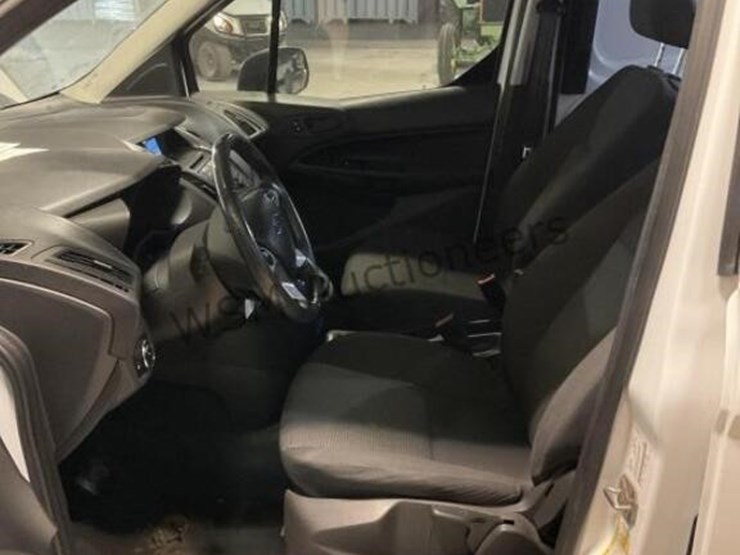 2015-ford-transit-connect-image-22