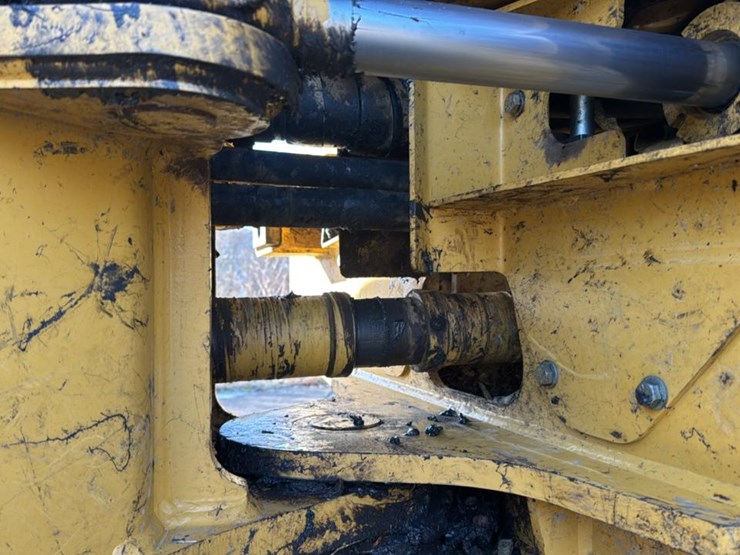 2022-tigercat-610e-image-36