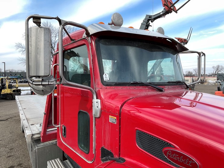 2018-peterbilt-337-image-51