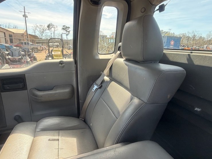 2005-ford-f150-xl-image-28